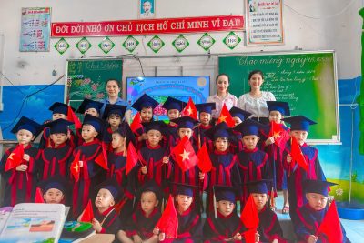 HOẠT ĐỘNG TRẢI NGHIỆM ĐÁNG NHỚ – “BÉ THAM QUAN TRƯỜNG TIỂU HỌC EA LÊ